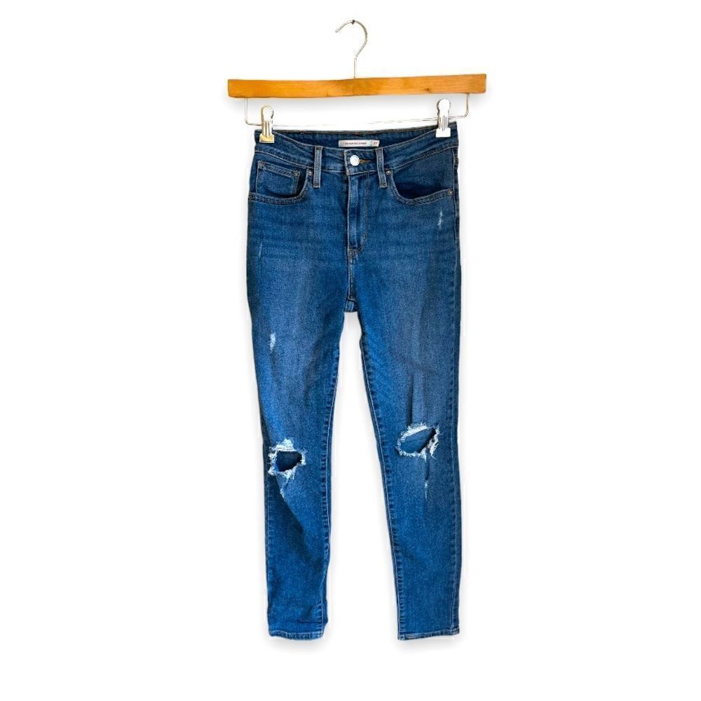 LEVI’s | 721 High-Rise Distressed Skinny Jeans (27)